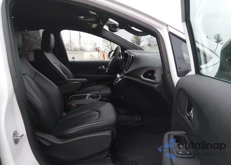 2026 Chrysler Pacifica Select z USA, uszkodzony, nr VIN 2C4RC1BG1TR168402